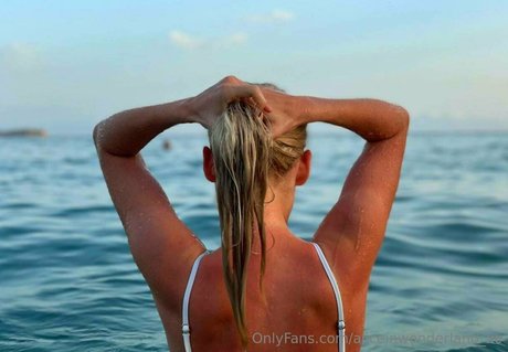 aliceinwonderland xo estrella perfecta foto