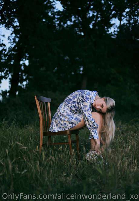 aliceinwonderland xo estrella adulta galerías