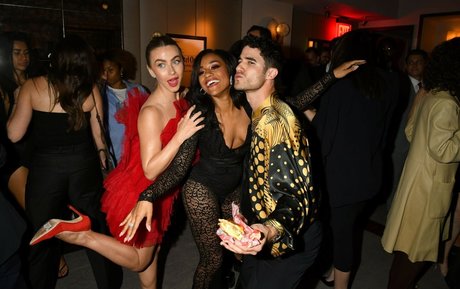 Julianne Hough arte estrella porno imágenes