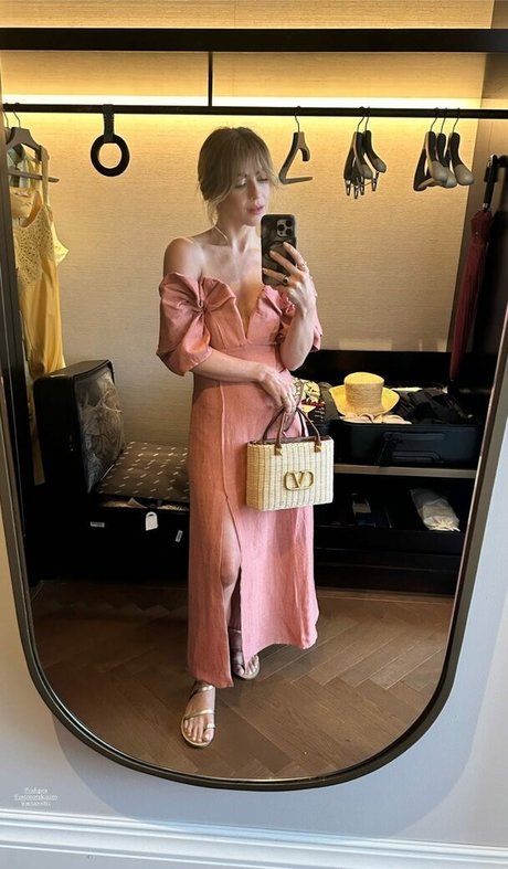 Julianne Hough mejor actriz foto