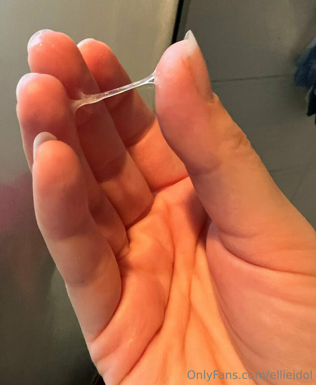 ellieidol estrella porno hermosa fotos