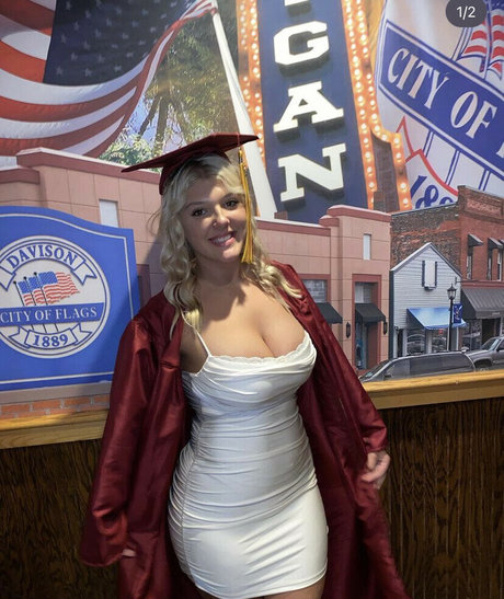 Destinycurley19 estrella agradable imagen