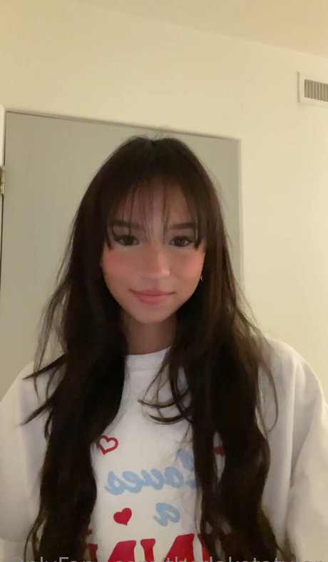 dakotatylerxxx bonita estrella porno imagen