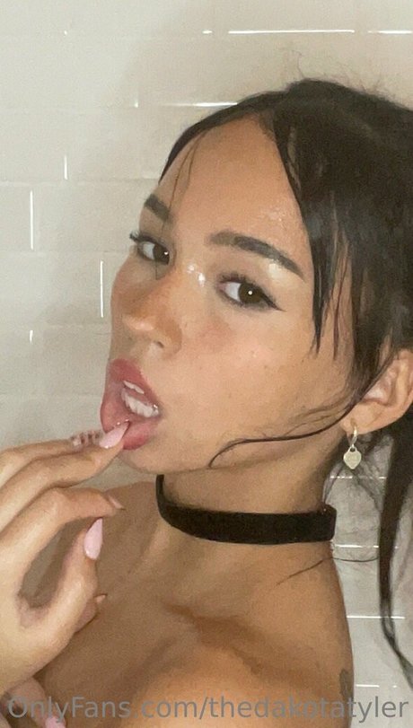 dakotatylerxxx desnudos de modelos recopilación