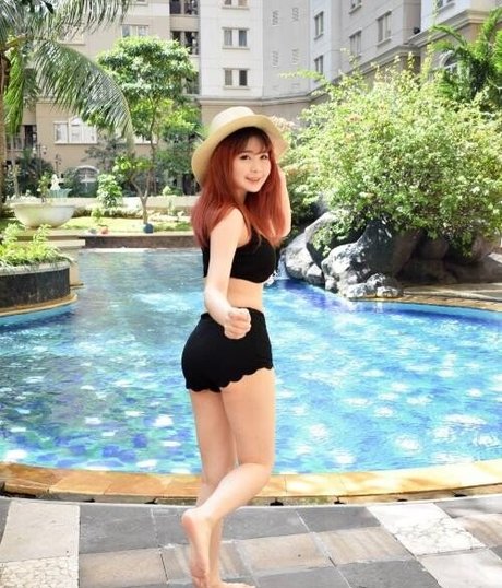 Clarissa Punipun modelo agradable imágenes