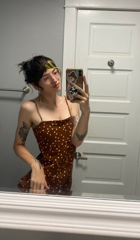 Pleasequietdown modelo agradable imágenes