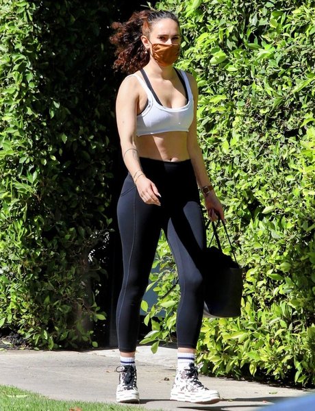 Rumer Willis estrella porno perfecta archivo