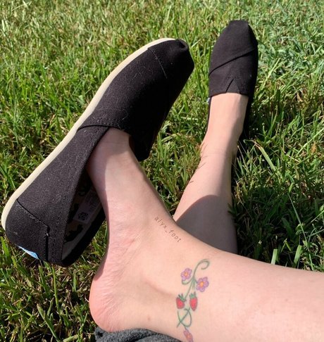 tinykittie actriz porno archivo