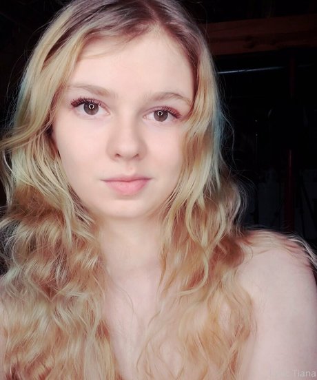 lyrictiana modelo porno galerías