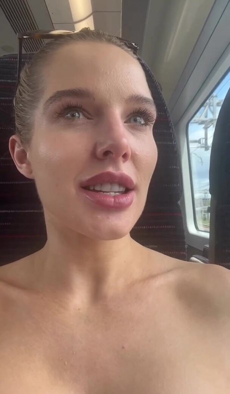 Helen Flanagan estrella porno hermosa imágenes