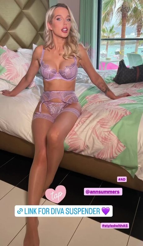 Helen Flanagan mejor estrella porno imagen