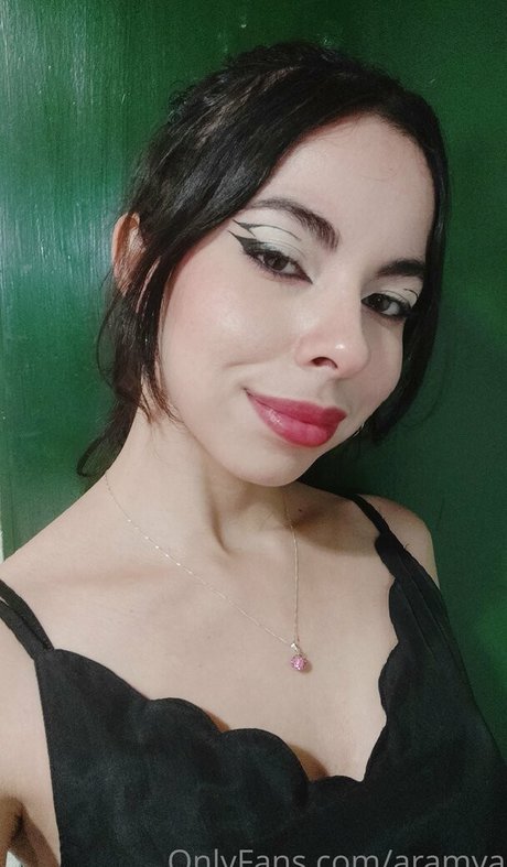 aramya estrella porno desnuda galería