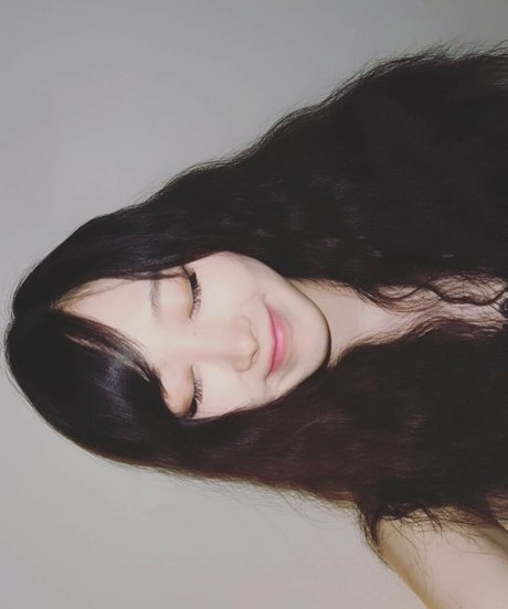 WomenK pop estrella agradable foto