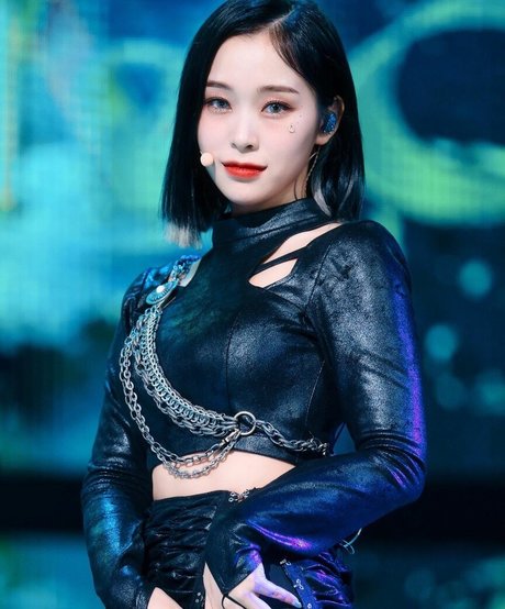 WomenK pop modelo porno imágenes