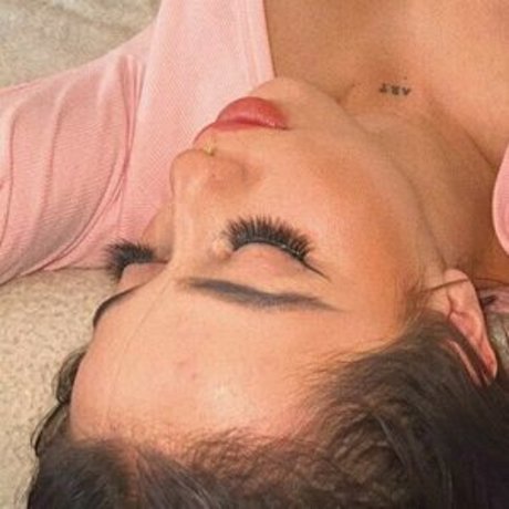 majo 1 estrella erótica galerías