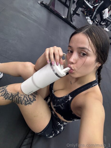 majo 1 sexo modelo galería