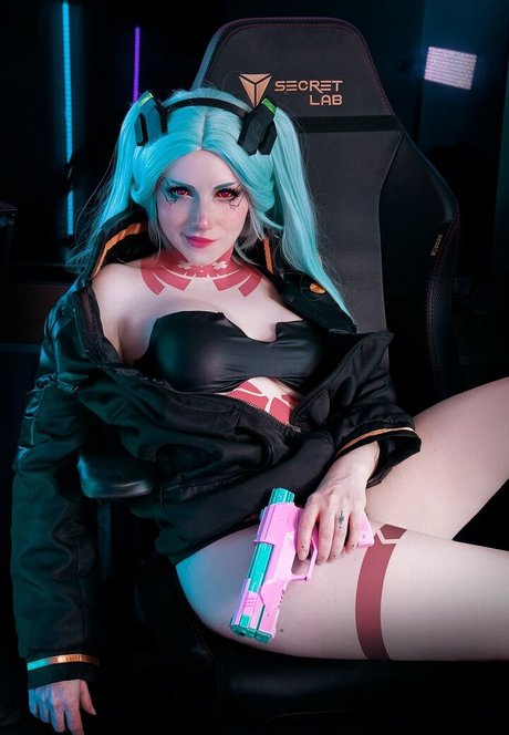 Ezy Summers Cosplay estrella erótica galería