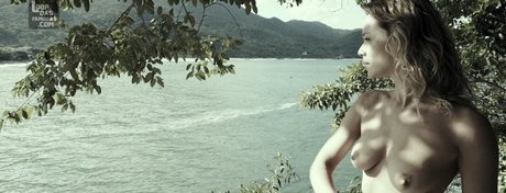 Mariana Ximenes actriz erótica galería