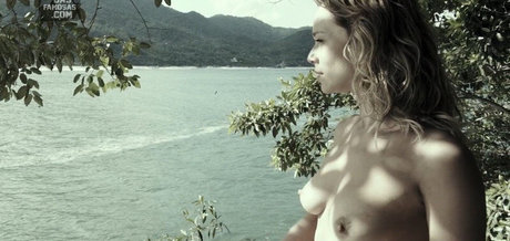 Mariana Ximenes hermosa modelo galerías