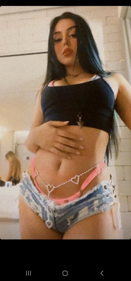 Bella Angel Dezoitou estrella del sexo galerías