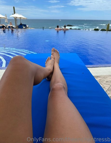 theenchantressb actriz caliente imágenes