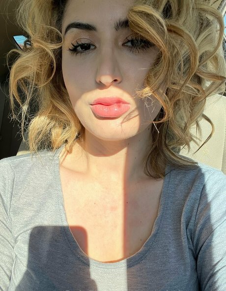 snarkybrunette actriz de desnudos foto