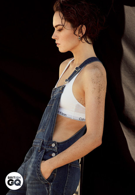 Daisy Ridley estrella superior imágenes