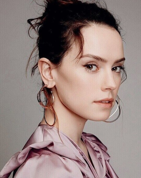 Daisy Ridley bonita estrella foto