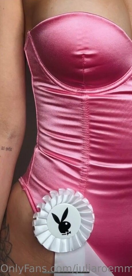 Julia Rommelt modelo desnudo imagen