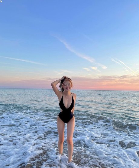 Kika Kim modelo agradable imágenes