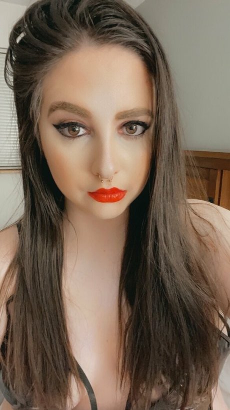 ava hadley actriz de desnudos foto