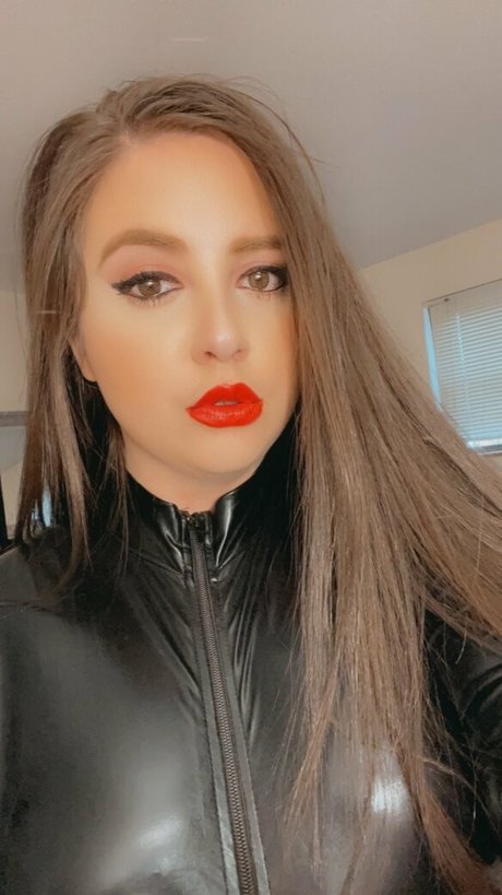 ava hadley modelo caliente galería