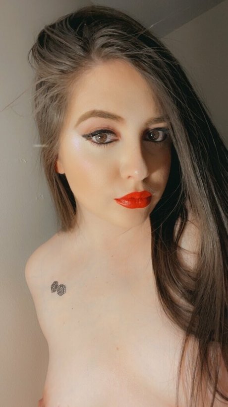 ava hadley estrella porno de alta calidad foto