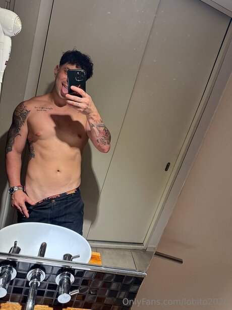 Lobito2026 modelo desnuda fotos