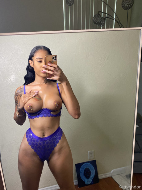 Katt Von Don xxx estrella porno imagen