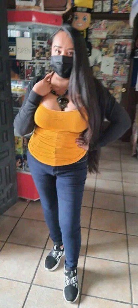 Mizuno Atena actriz de alta calidad imagen