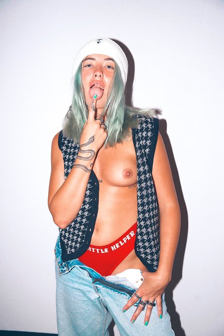 Faith Irving estrella porno xxx archivo