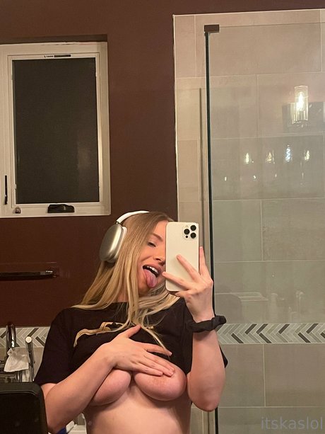 lesbianas besándose onlyfans xxx de alta calidad fotos