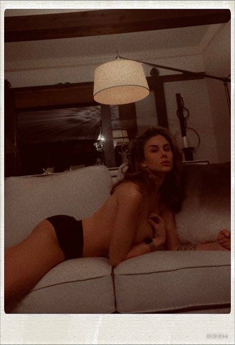 Brittany Furlan estrella foto