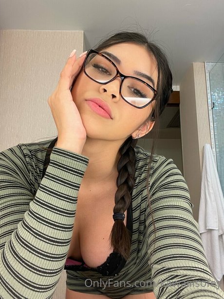 Aishah Sofey desnudos estrella imagen