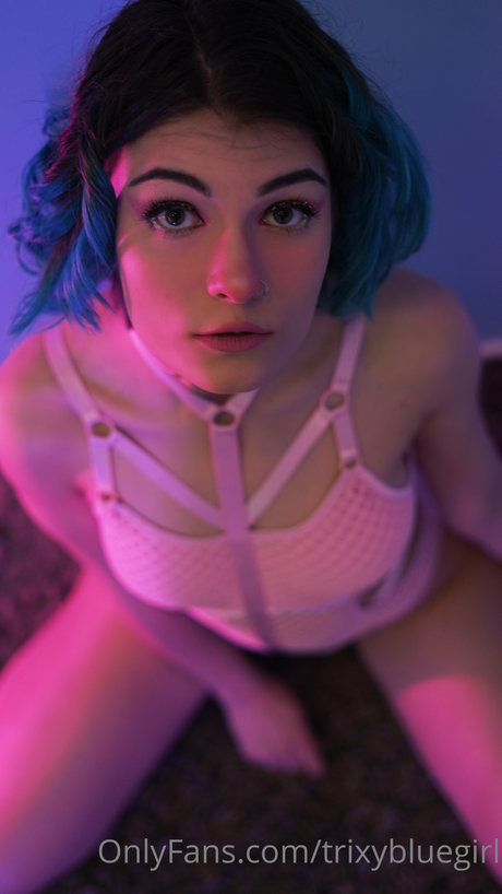 Trixy Blue estrella porno caliente imágenes