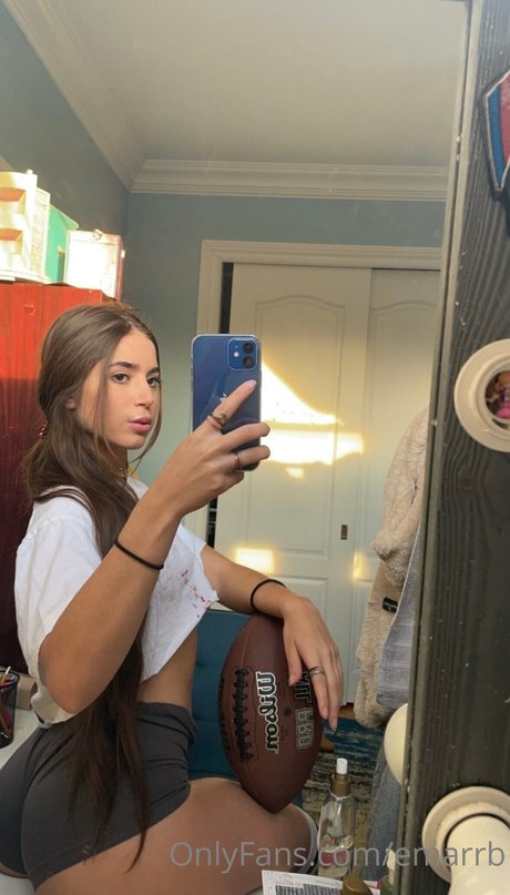 Emarr B modelo hermosa fotos