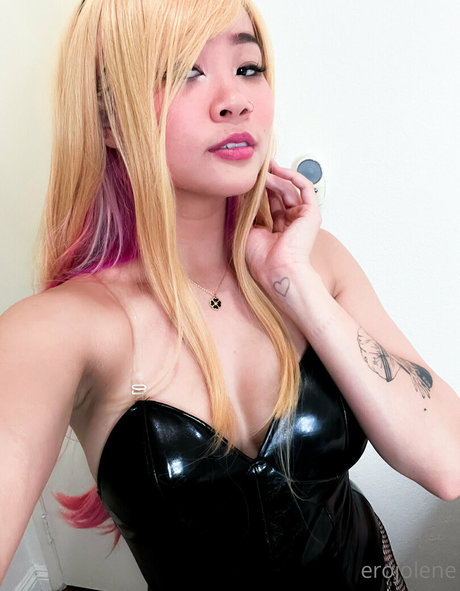 drag queen onlyfans desnudos pornograficos imágenes