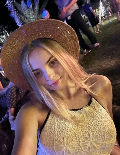 busya18plus estrella libre imágenes