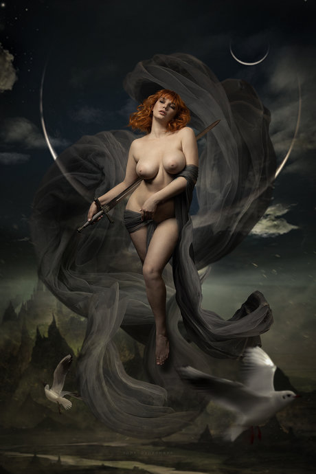 Natali Tihomirova actriz desnuda imagen