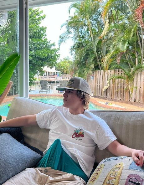 twentoofree actriz atractiva imagen