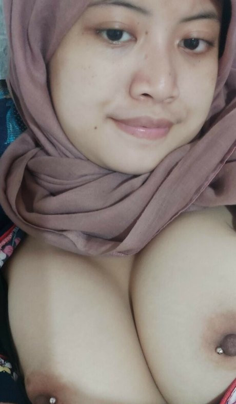 piercedley modelo xxx galería