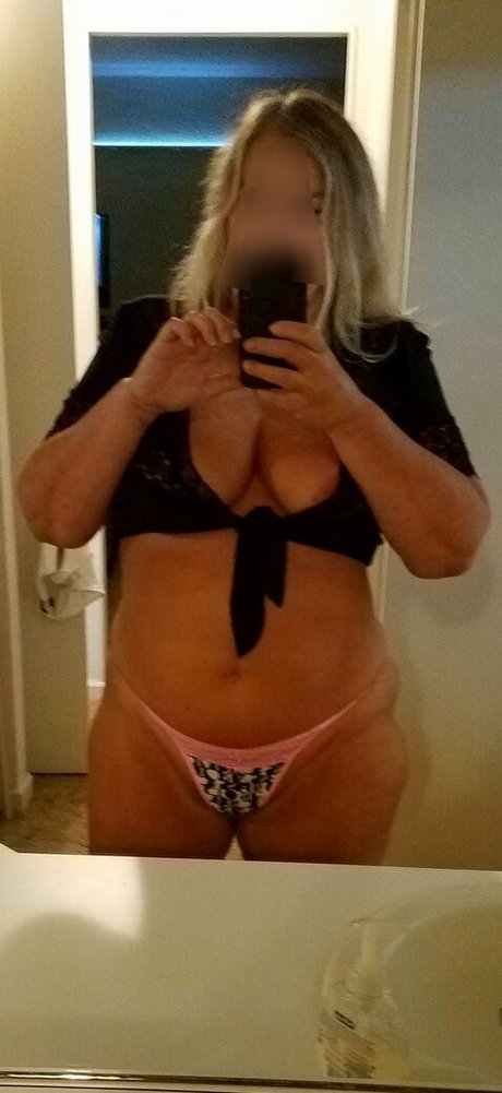 Summer Blonde16 buena estrella porno fotos