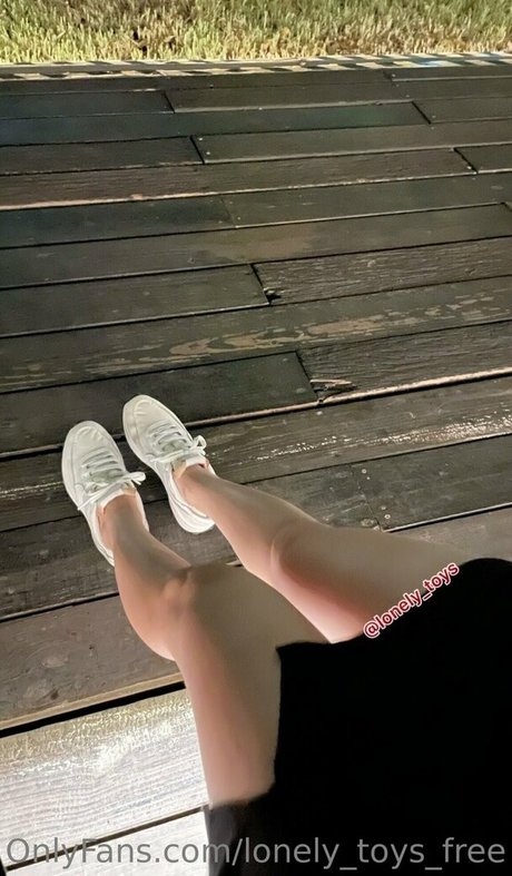 lonely toys free estrella porno superior imagen