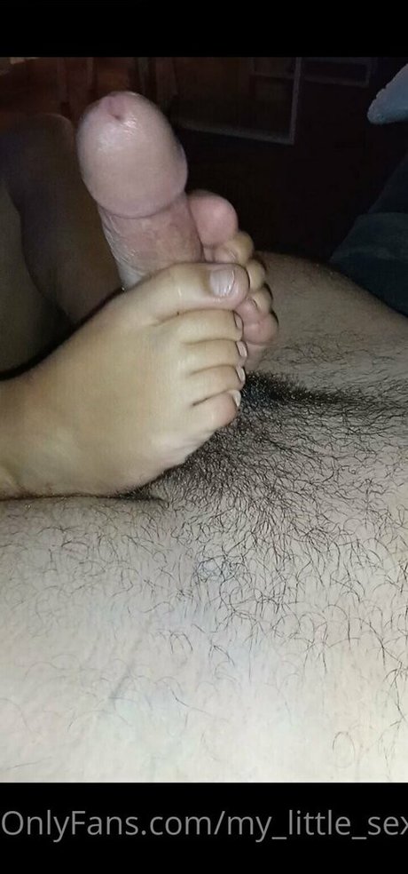 my little sexy feet estrella desnuda imagen